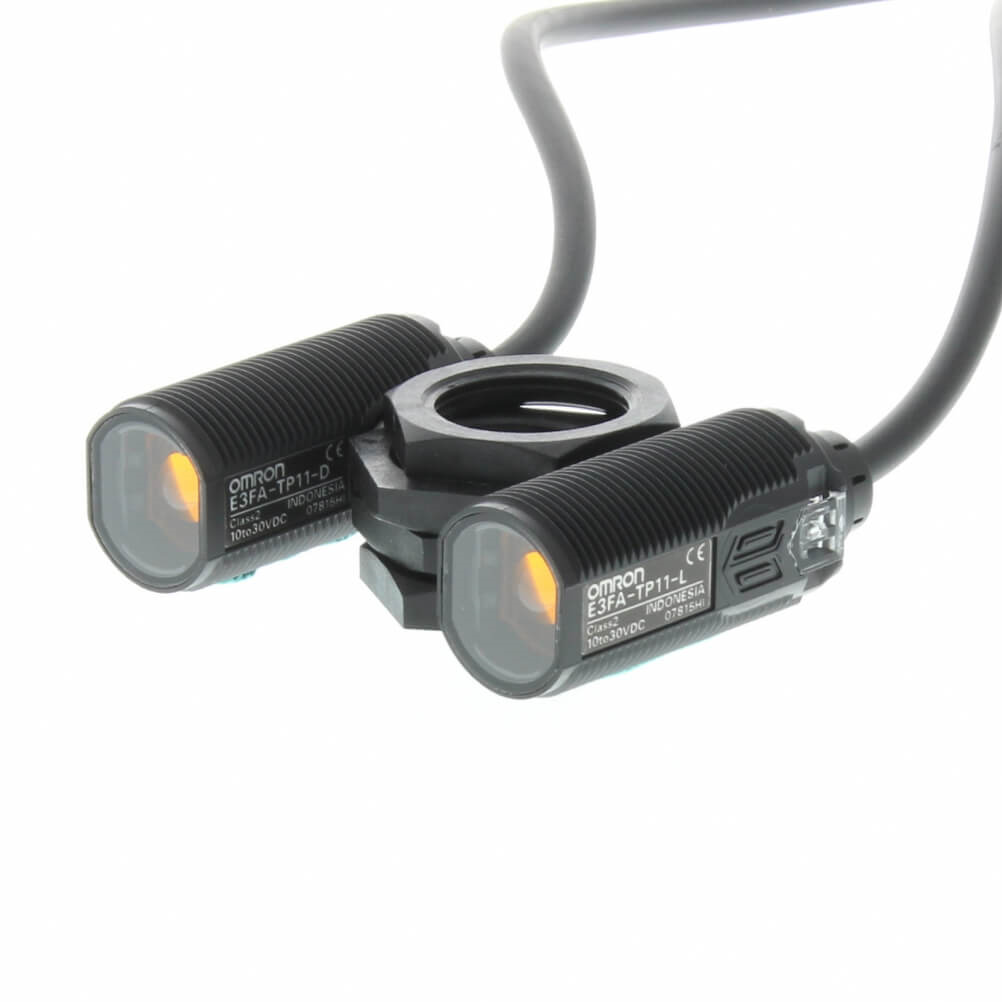 OMRON E3FA-TP11 2M | Photoelectric sensor, M18 axial, plastic, red LED, through-beam, 20m, PNP, L-ON/D-ON selectable, 2m PVC cable