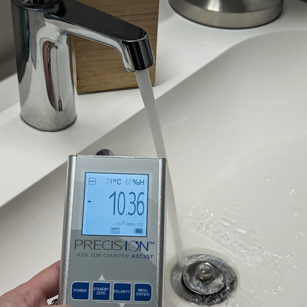AlphaLab AIC3ST | Precis-Ion Air Ion Counter | Up to 2 million ions/cc - generaltechuae (8)