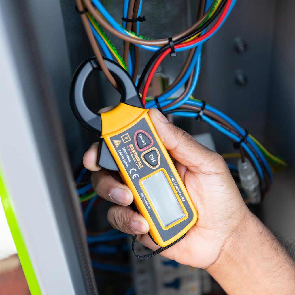 Martindale MARCM51 | CM51 Mini AC Clamp Meter | 300A, 27 mm Jaw - generaltechuae (2)