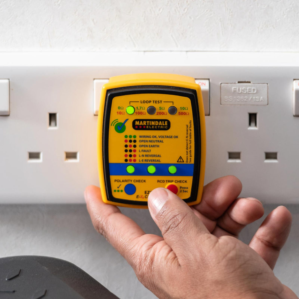 Martindale MAREZ365 | EZ365 Socket, Earth Loop & RCD Tester | 30mA RCD, L-NE swap - generaltechuae (2)