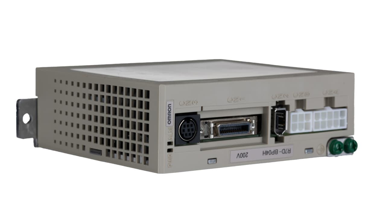 Omron R7D-BP04H, 400 W Servo Drive, 1 Phase, 7.8 A, 200 V ac - generaltechuae