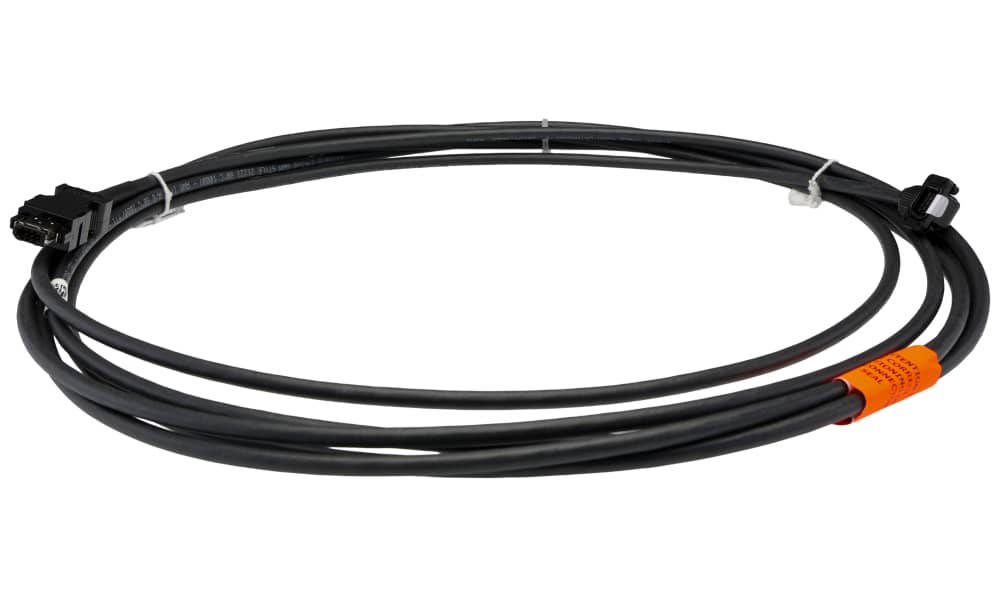 Omron R88ACR1A005CFE, R8 Series Servo Drive for Use with 3000 rpm Servomotors, 100 V, 200 V