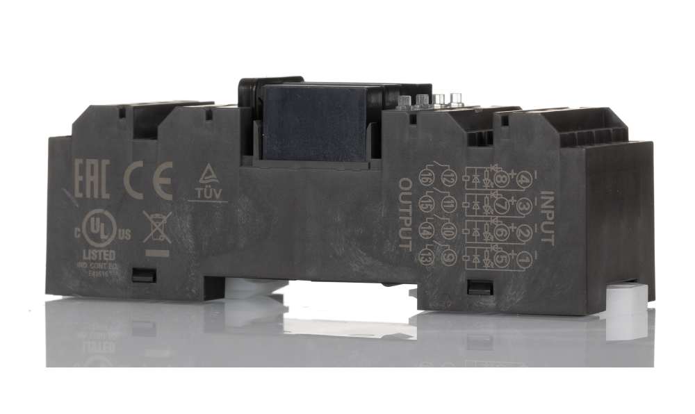 Omron G6D-F4PU DC24, G6D-F4PU Series Solid State Relay, DIN Rail Mount, 24V dc Coil, SPST, 4-Pole, 5A Load