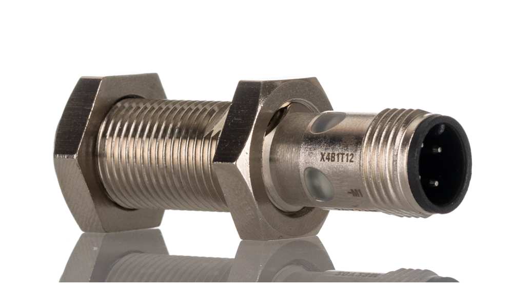 Omron E2E-X4B1T12-M1, Inductive Threaded Barrel Proximity Sensor, M12, 4 mm Detection, PNP NO, 10 → 30 V dc