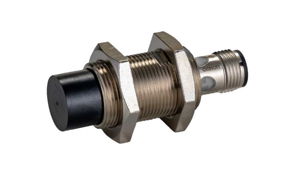 Omron E2E-X16MB1T18-M1, Inductive Threaded Barrel Proximity Sensor, M18, 16 mm Detection, PNP NO, 10 → 30 V dc