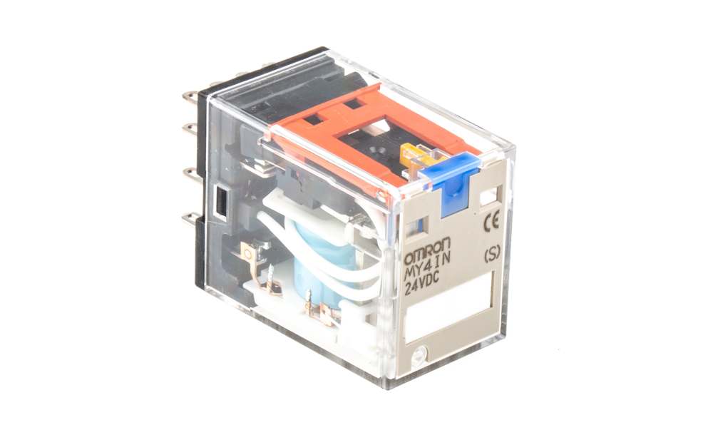 Omron MY4IN DC24(S), Plug In Power Relay, 24V dc Coil, 5A Switching Current, 4PDT