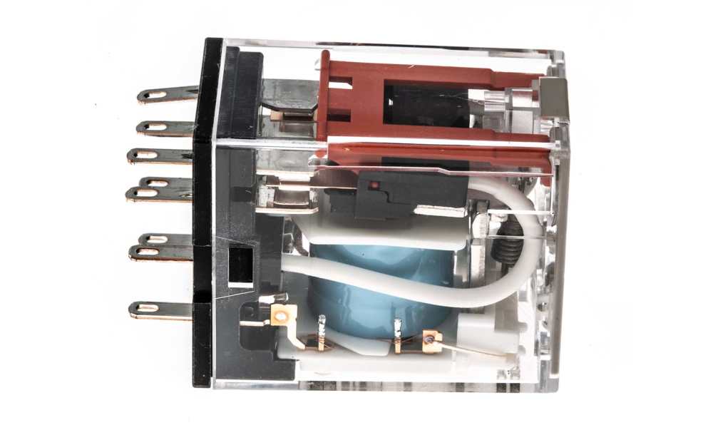 Omron MY2N DC24(S), Plug In Power Relay, 24V dc Coil, 10A Switching Current, DPDT