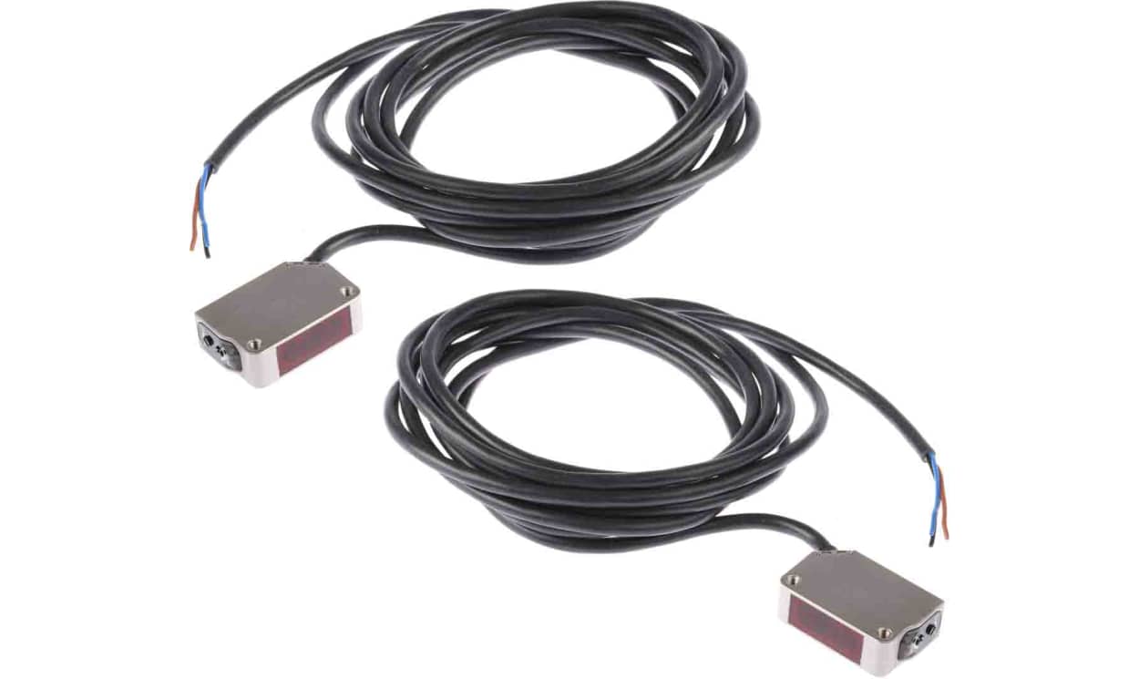 Omron E3ZM-T81 2M, Through Beam Photoelectric Sensor, Block Sensor, 15 m Detection Range - generaltechuae