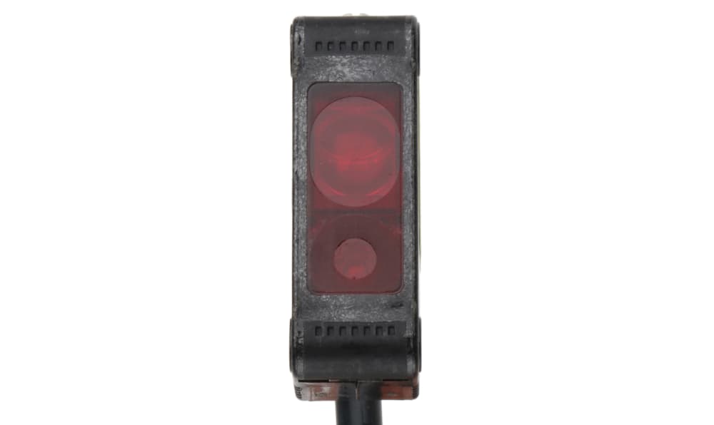 Omron E3ZLL812M, Background Suppression Distance Sensor, Block Sensor, 20 mm → 300 mm Detection Range