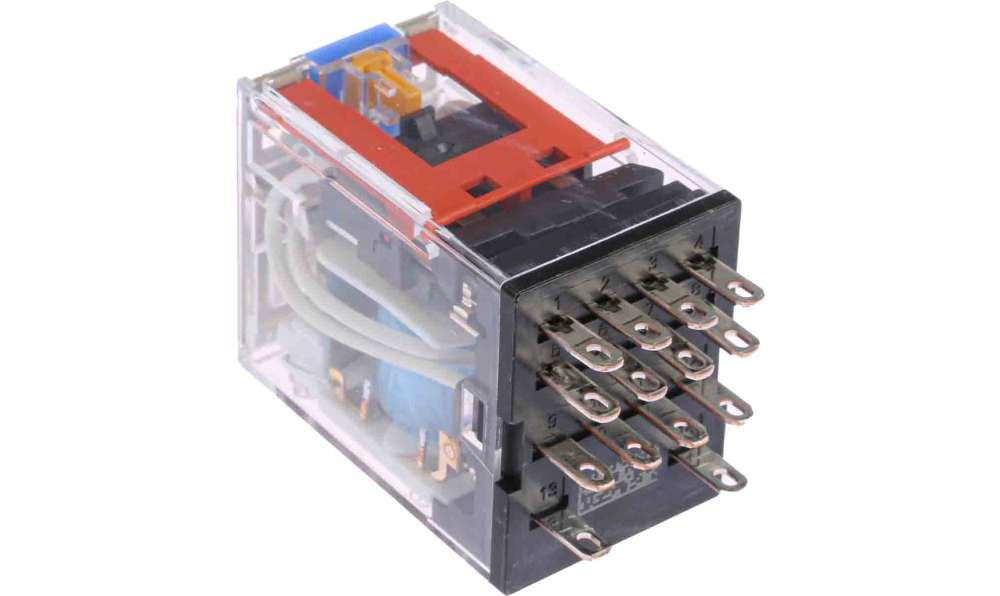 Omron MY4IN1 24VDC (S), Plug In Power Relay, 24V dc Coil, 5A Switching Current, 4PDT