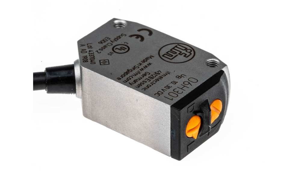 ifm O6H301, Diffuse Photoelectric Sensor, Block Sensor, 2 mm → 200 mm Detection Range