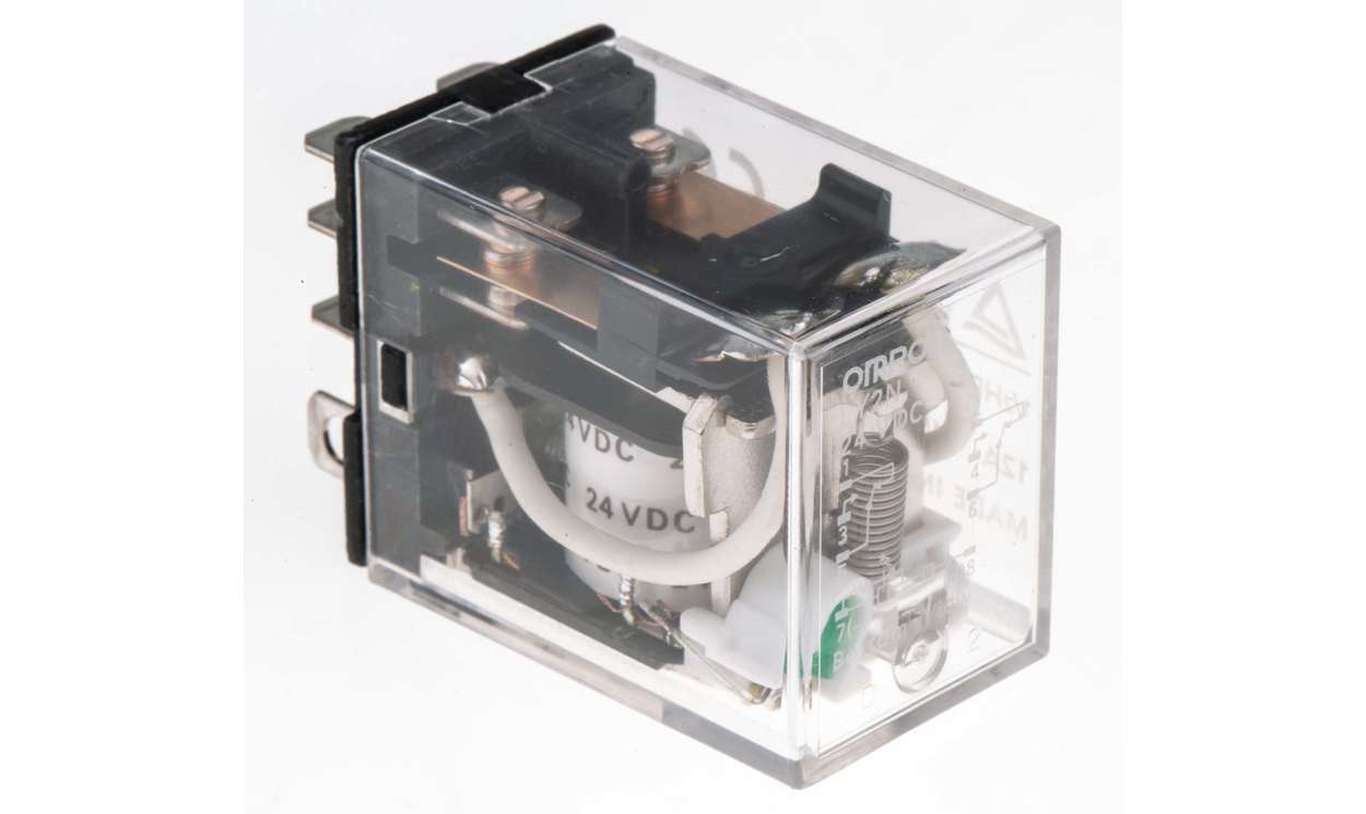 Omron LY2N 24VDC, Plug In Power Relay, 24V dc Coil, 10A Switching Current, DPDT