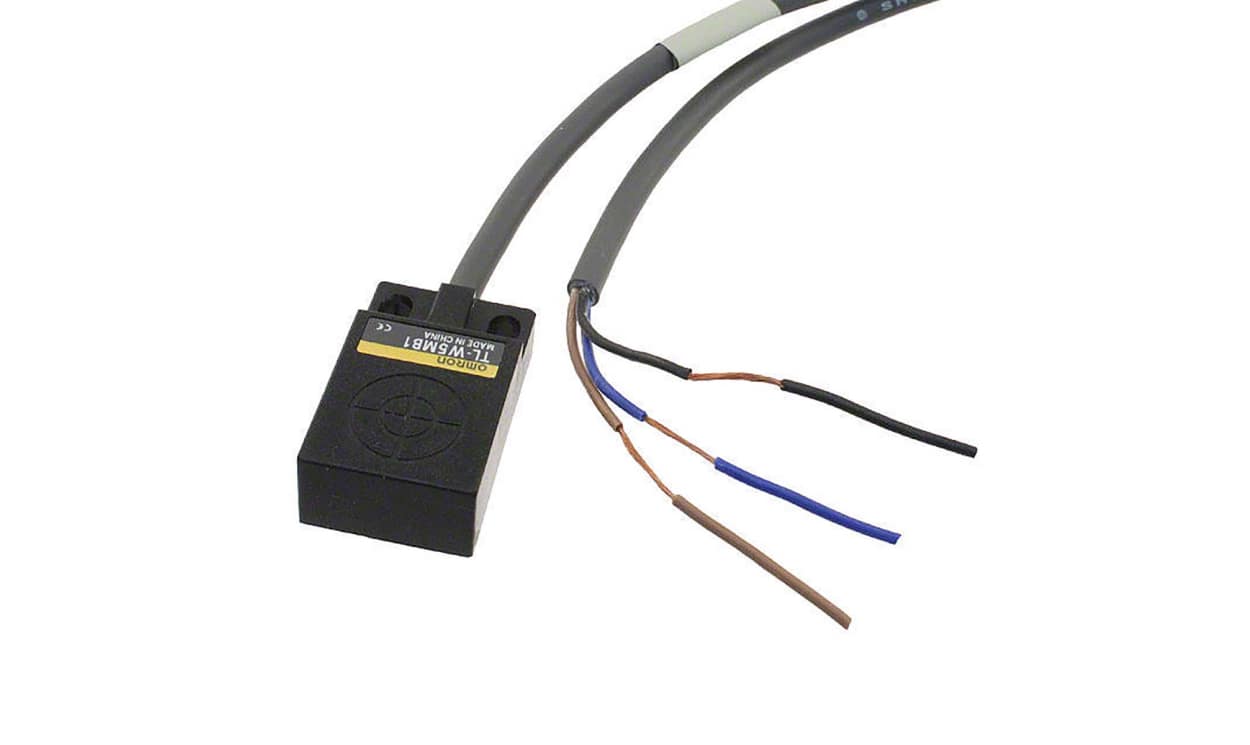 Omron TL-W5MB2 2M, Inductive Block Proximity Sensor, 5 mm Detection, PNP NC, 12 → 24 V dc - generaltechuae