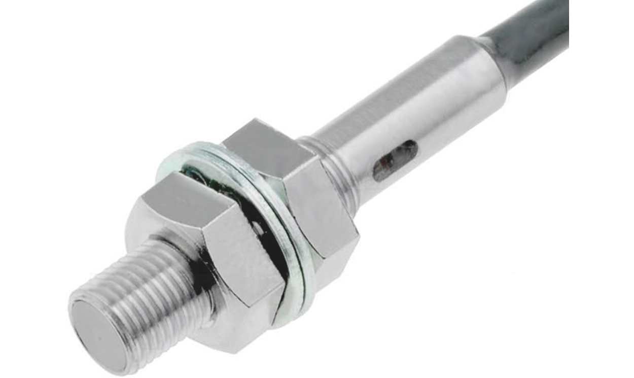 Omron E2E-X5MY1-M1, Inductive Threaded Barrel Proximity Sensor, M12, 5 mm Detection, 2-Wire NO, 24 → 240 V ac - generaltechuae