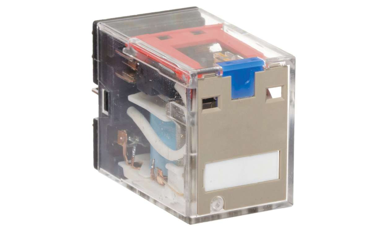 Omron MY4ZIN 100/110VDC (S), Plug In Power Relay, 110V dc Coil, 5A Switching Current, 4PDT