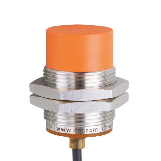 ifm IIS243, Inductive Threaded Barrel Proximity Sensor, M30, 22 mm Detection, PNP NO, 10 → 30 V dc
