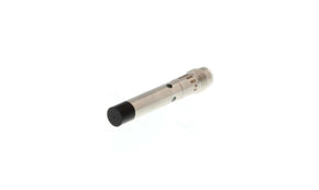 Omron E2E-C06N04-MC-B1, Inductive Smooth Barrel Proximity Sensor, 4 mm Detection, PNP NO, 10 → 30 V dc