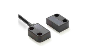 Omron F3S-TGR-NMPR-20-05, F3S-TGR-N_R Series Magnetic Non-Contact Safety Switch, 24V dc, Plastic Housing, 2NC, 5m Cable