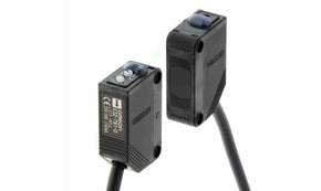 Omron E3Z-T81 5M, Through Beam Photoelectric Sensor, Block Sensor, 15 m Detection Range