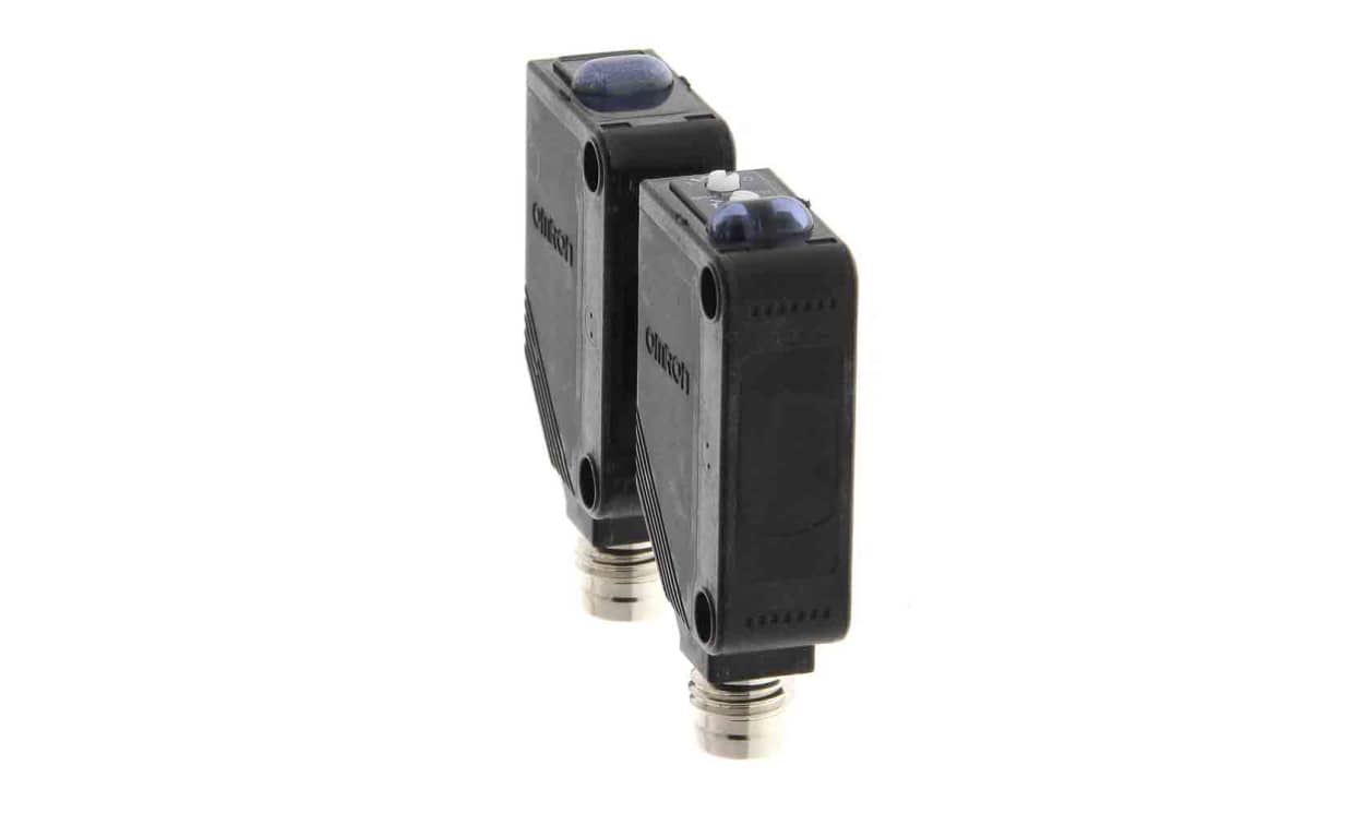 Omron E3Z-T87, Through Beam Photoelectric Sensor, Block Sensor, 30 m Detection Range