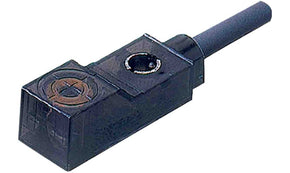 Omron E2S-W21 1M, Inductive Block Proximity Sensor, 2.5 mm Detection, 2-Wire NO, 12 → 24 V dc