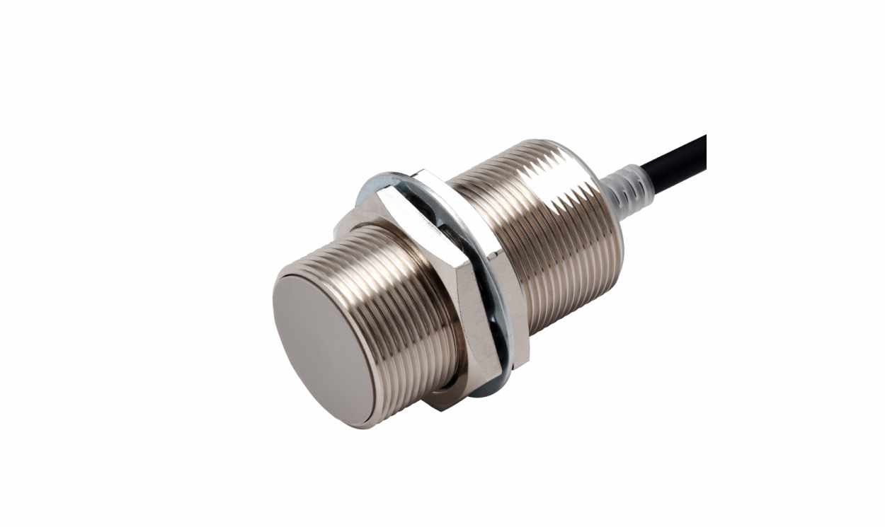 Omron E2E-X15B3DL30 2M, Inductive Threaded Barrel Proximity Sensor, M30, 15 mm Detection, IO-Link, 10 → 30 V dc - generaltechuae