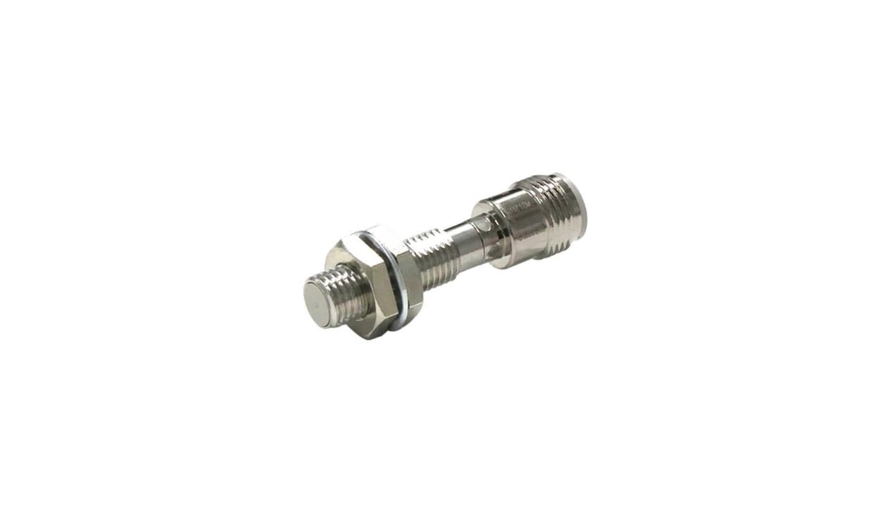Omron E2E-X1R5B1T8-M1, Inductive Threaded Barrel Proximity Sensor, M8, 1 mm Detection, PNP NO, 10 → 30 V dc - generaltechuae