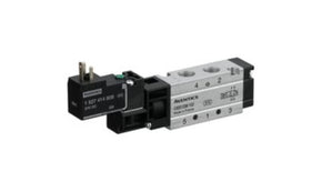 AVENTICS 0820038102 5/2-directional with Spring/Air Spring Return Spool Valve - Electrical G 1/8 WV02 Series