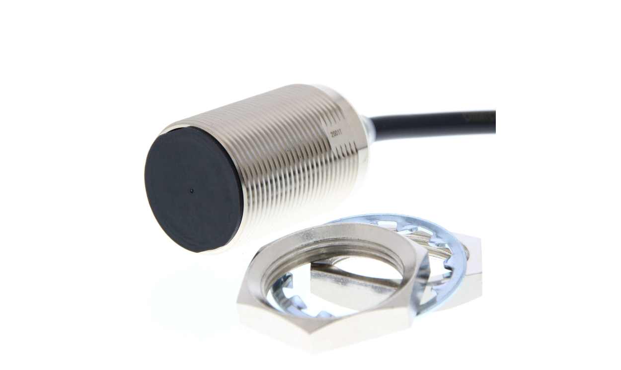 Omron E2E-X20D130-R 2M, Inductive Threaded Barrel Proximity Sensor, M30, 20 mm Detection, 2-Wire NO, 10 → 30 V dc - generaltechuae