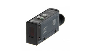 Omron E3S-AR16, Retroreflective Photoelectric Sensor, Block Sensor, 100 → 2000 mm Detection Range