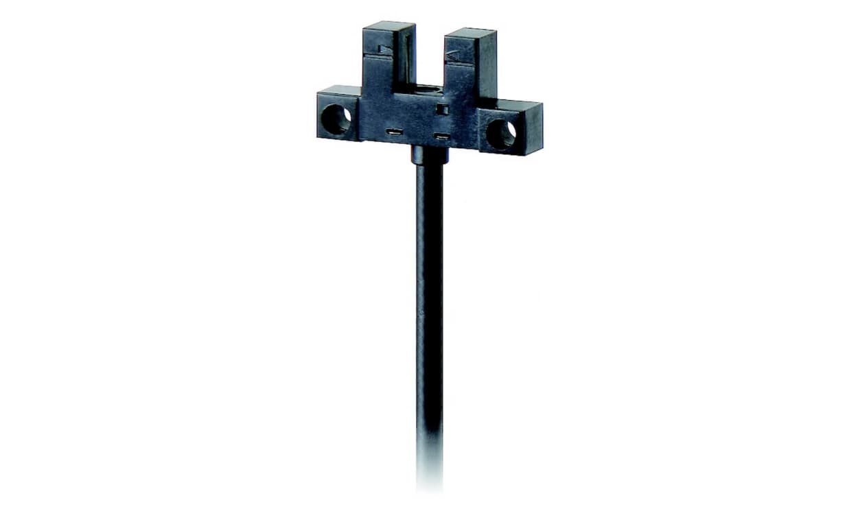 Omron EE-SX950P-R 1M, Diffuse Photoelectric Sensor, Block Sensor, 5 mm Detection Range - generaltechuae