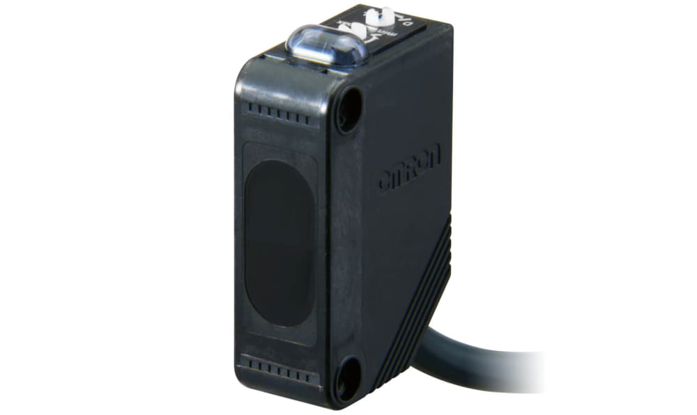 Omron E3Z-D62 2M, Diffuse Photoelectric Sensor, Block Sensor, 1 m Detection Range