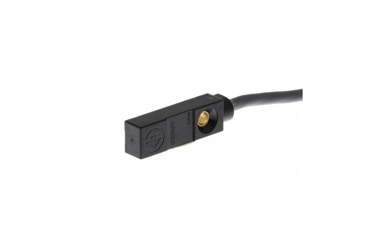 Omron TL-W1R5MC1, Inductive Block Proximity Sensor, 1.5 mm Detection, NPN NO, 12 → 24 V dc - generaltechuae