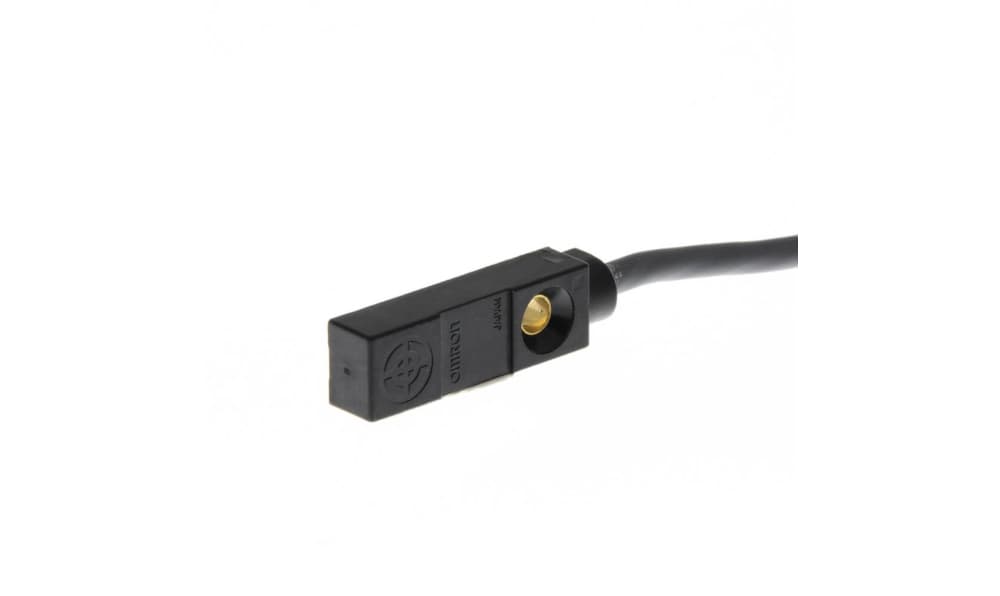 Omron TL-W1R5MB1 2M, Inductive Block Proximity Sensor, 1.5 mm Detection, PNP NO, 12 → 24 V dc