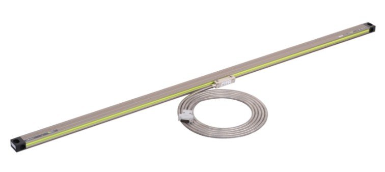 Mitutoyo 539-825N | Linear Scale AT715-1800 | Electromagnetic Induction System | Cable Length 5 m | Effective Length 1800 mm | Mass 2.45 kg - generaltechuae