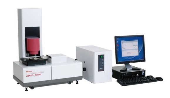 Mitutoyo 565-172 | Automatic Gauge Block Comparator | Model GBCD-100A | Without Software GB-PAK and Power Cable - generaltechuae