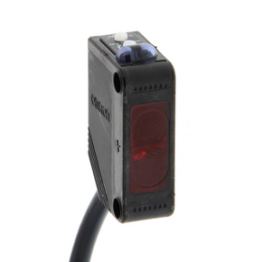 Omron E3Z-D81 2M, Diffuse Photoelectric Sensor, Rectangular Sensor, 100 mm Detection Range