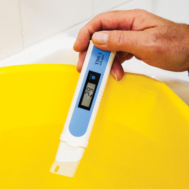 ETI 813-526 | TDS Conductivity Tester | TDS2, 100-9999 ppm - generaltechuae (2)
